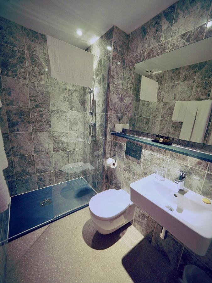 Atlantic House Hotel Бюд Екстериор снимка